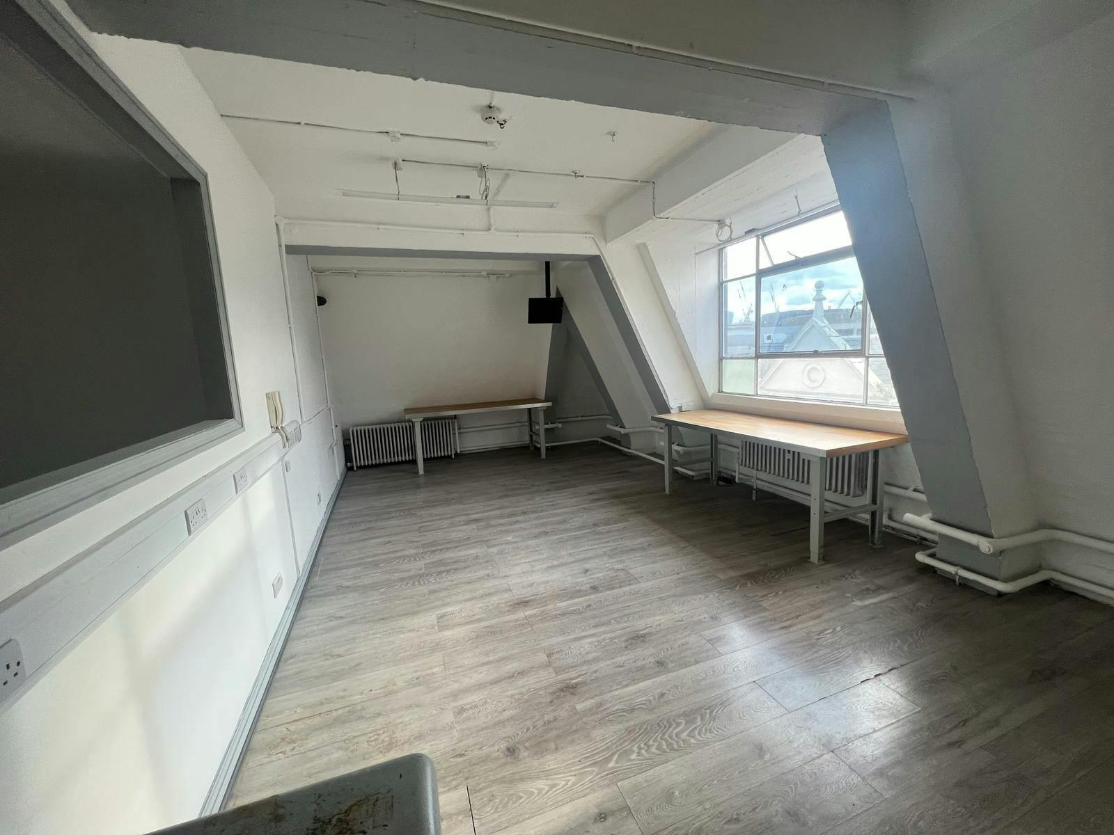 32-34 Greville Street EC1N 8TB - Susskind